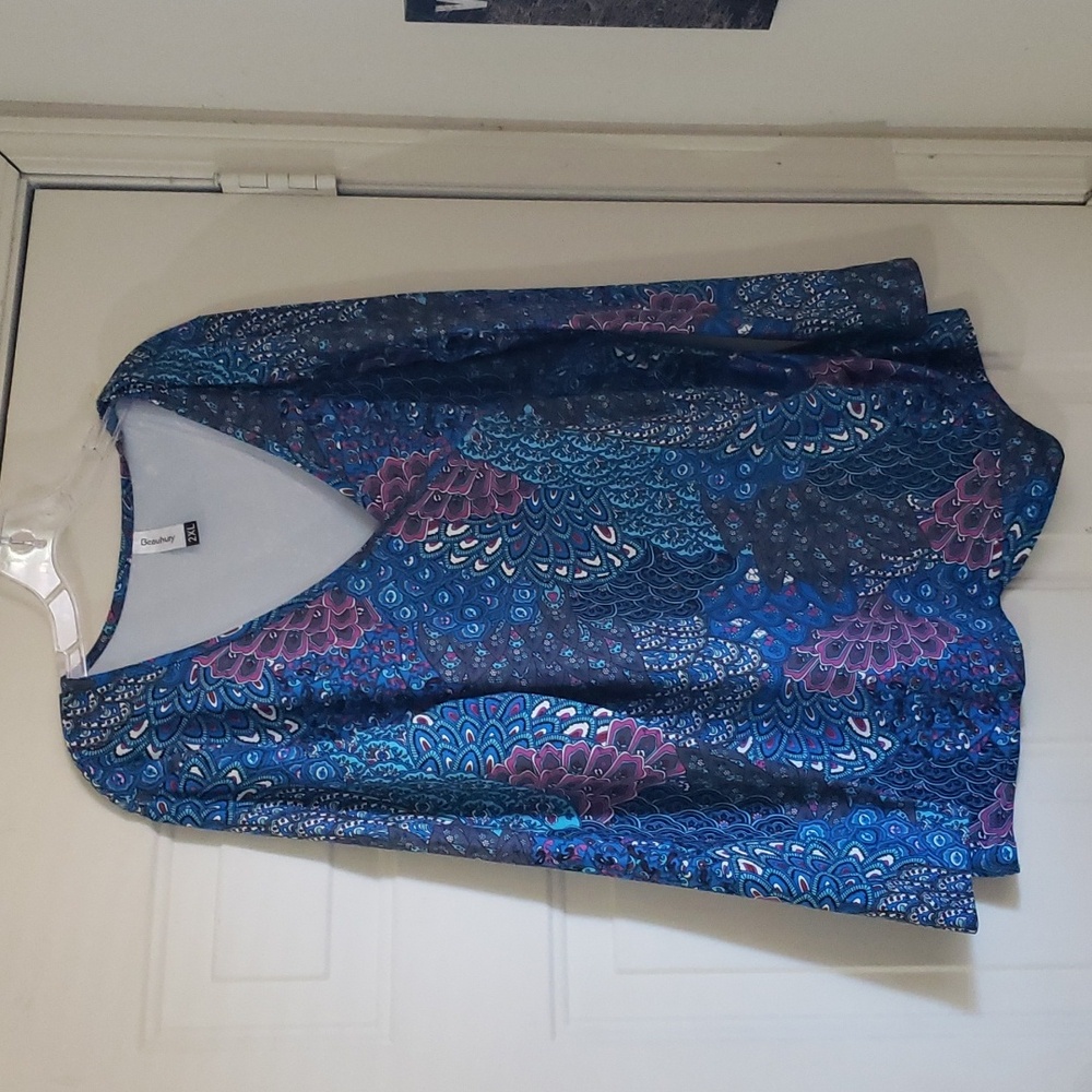 PLUS SIZE Ruched Paisley Print Top